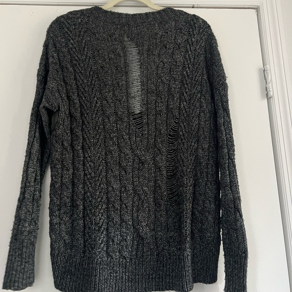 Express Dark Gray Distressed Knit Oversized Sweater - Picture 4 of 6